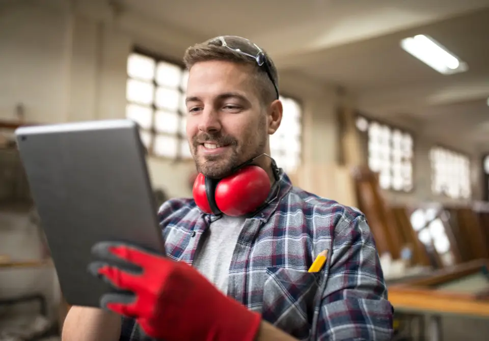 Monitorowanie i raportowanie produkcji